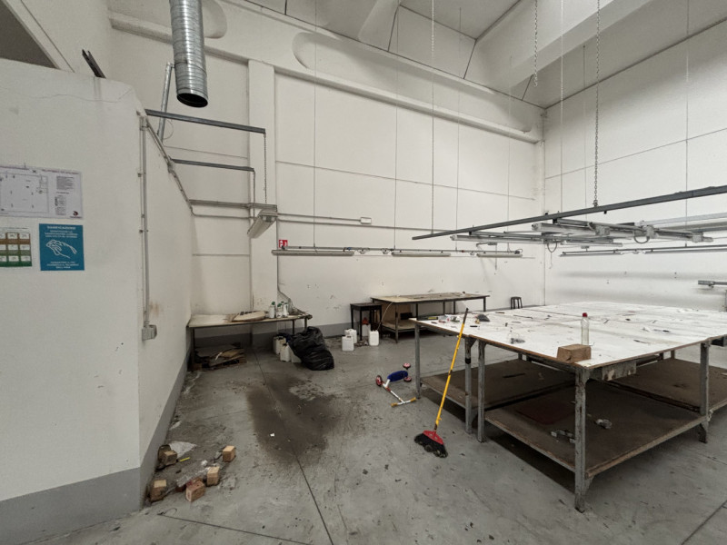 Immagine 25 di Capannone industriale in affitto  in VIA PISTELLI a Signa