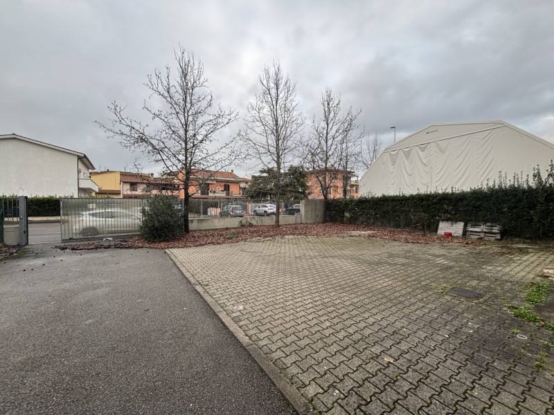 Immagine 35 di Capannone industriale in affitto  in VIA PISTELLI a Signa