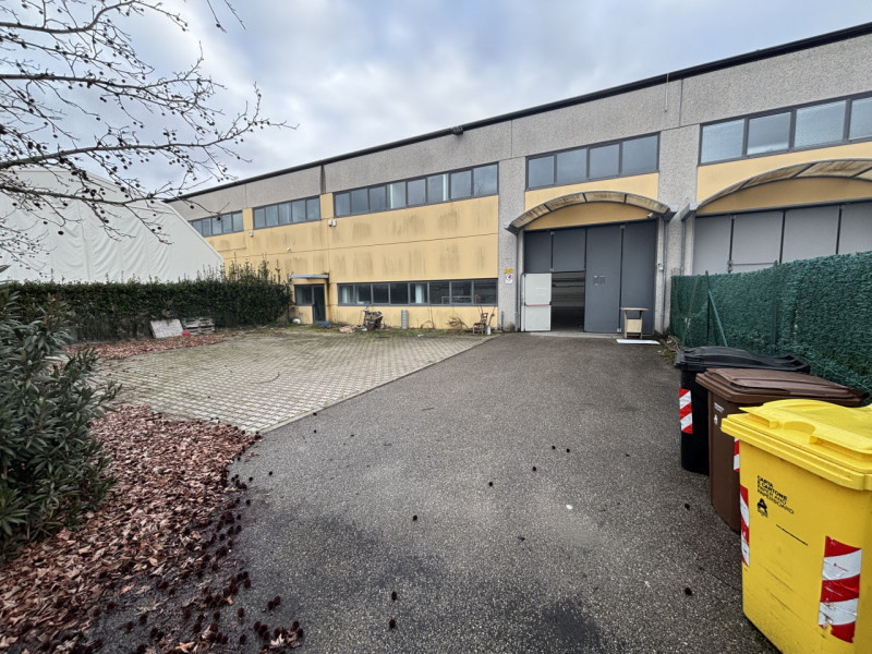 Immagine 36 di Capannone industriale in affitto  in VIA PISTELLI a Signa