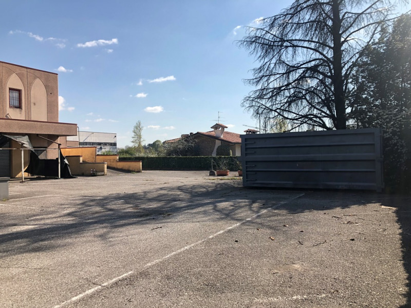 Immagine 6 di Attività commerciale in vendita  in strada padana superiore a Mazzano
