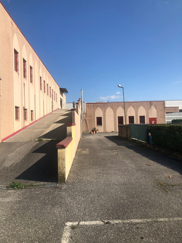 Immagine 26 di Attività commerciale in vendita  in strada padana superiore a Mazzano