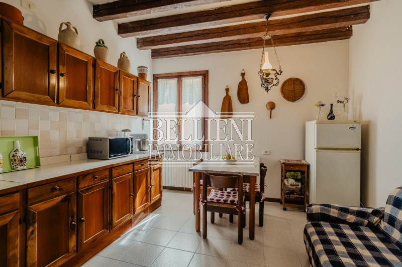 Immagine 4 di Villa in vendita  in Strada del Monte Crocetta a Vicenza