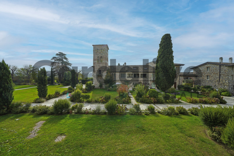 Immagine 19 di Appartamento in vendita  in Località Abbazia San Vigilio a Pozzolengo
