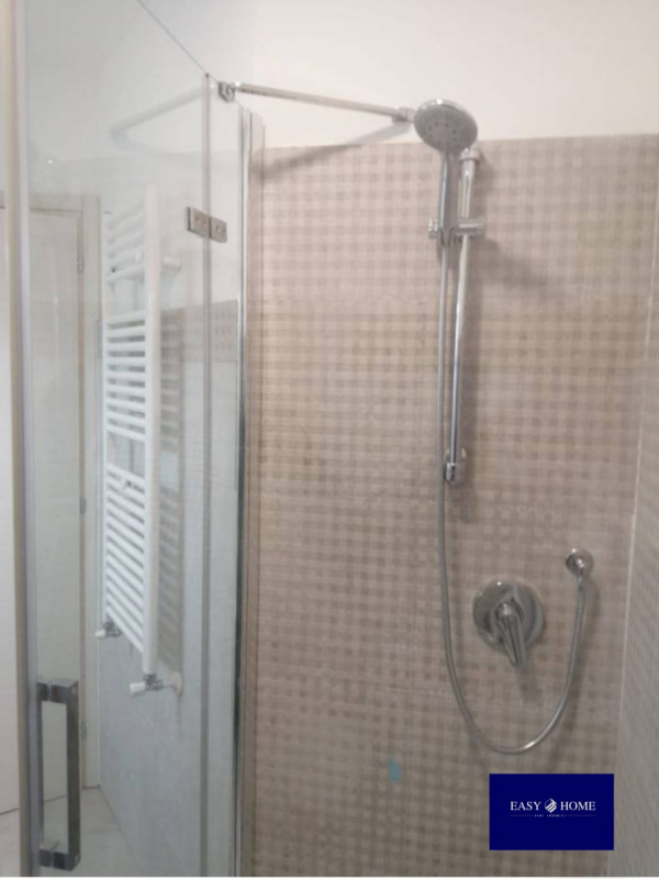 Immagine 2 di Appartamento in vendita  in Via Pietro rovetti a Roma