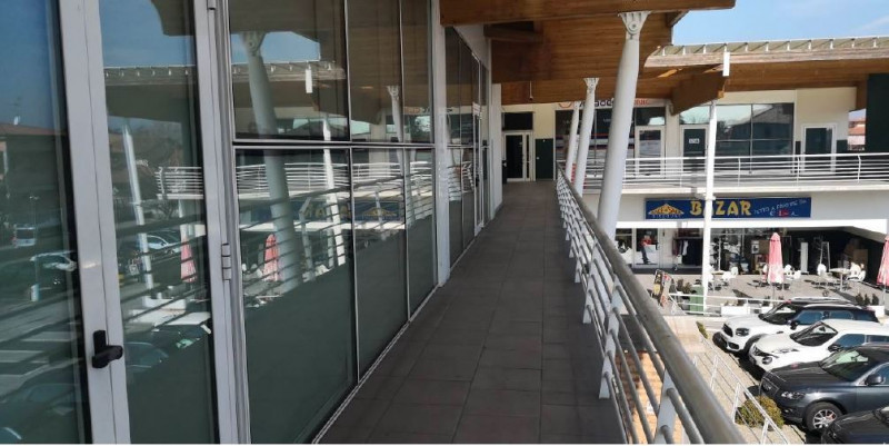 Immagine 7 di Ufficio in vendita  in Via vittorio veneto a Bonate Sotto