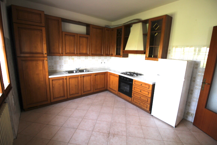 Immagine 2 di Casa indipendente in vendita  a Cavarzere