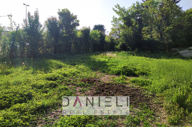 Immagine 3 di Terreno in vendita  in Via Circonvallazione a Montecchio Maggiore