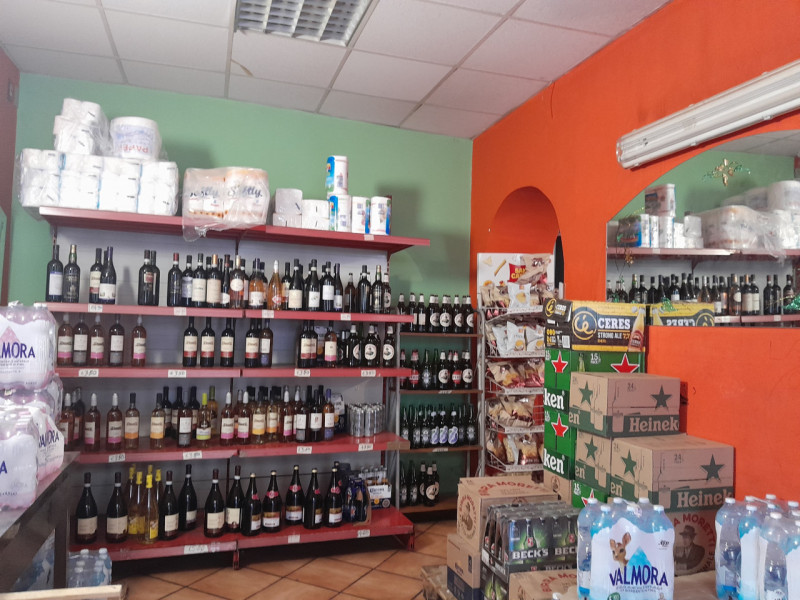 Immagine 5 di Negozio in vendita  in VIA MARIA AUSILIATRICE 52 a Torino