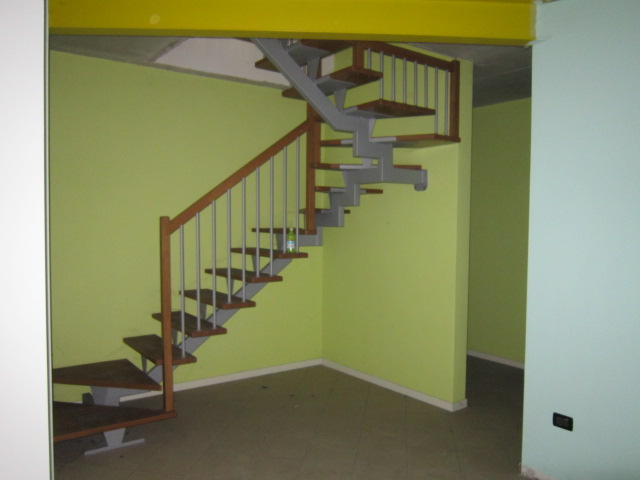 Immagine 14 di Negozio in vendita  in Via Giordano Bruno 47 a Borgosatollo