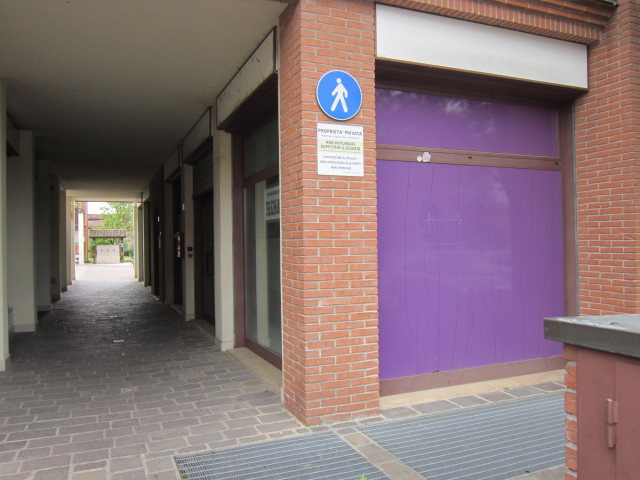 Immagine 21 di Negozio in vendita  in Via Giordano Bruno 47 a Borgosatollo