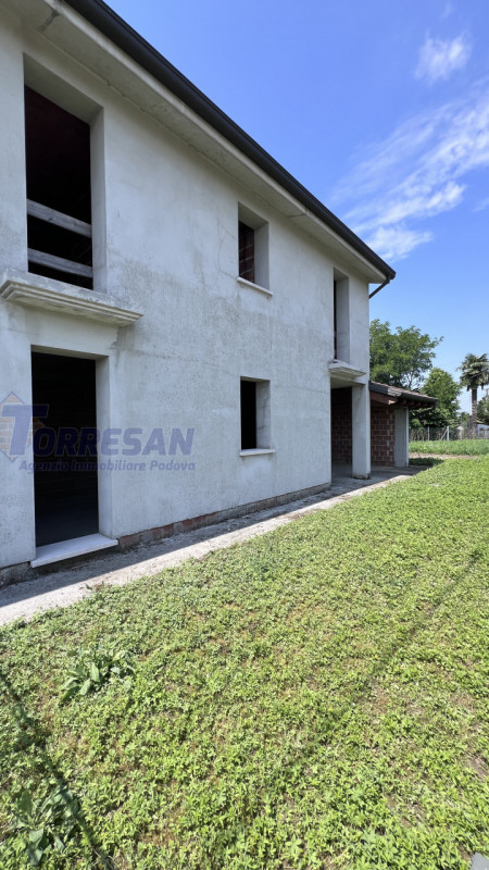 Immagine 2 di Casa bifamiliare in vendita  in via Bassa a Villafranca Padovana