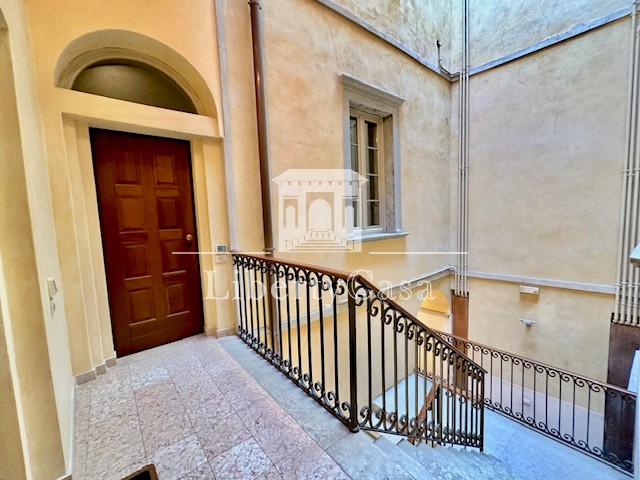 Immagine 9 di Appartamento in vendita  in Via San Carlo a Salò