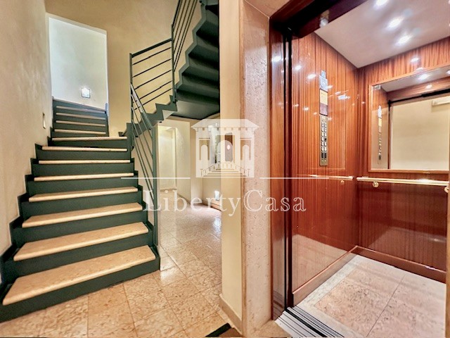 Immagine 15 di Appartamento in vendita  in Via San Carlo a Salò