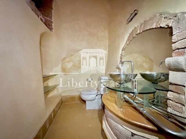 Immagine 18 di Appartamento in vendita  in Via San Carlo a Salò