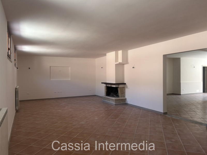 Immagine 26 di Villa in vendita  in Via Salomonio 42 a Nepi