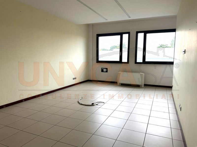 Immagine 6 di Ufficio in affitto  in Via Pitagora a Rubano