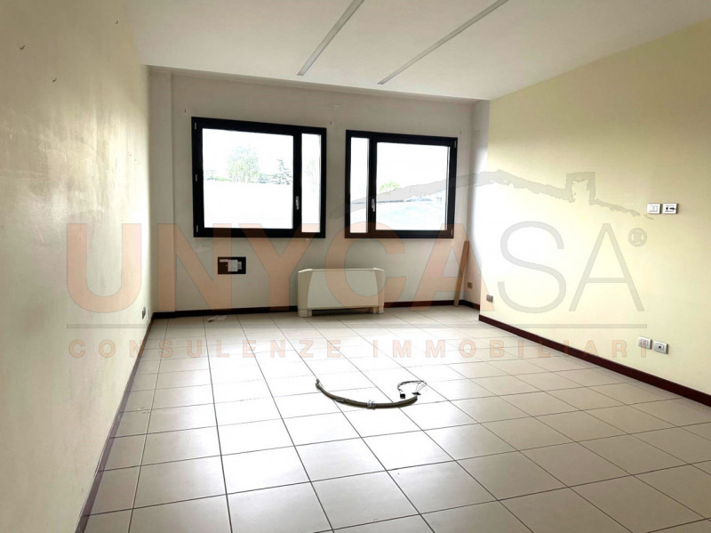 Immagine 7 di Ufficio in affitto  in Via Pitagora a Rubano