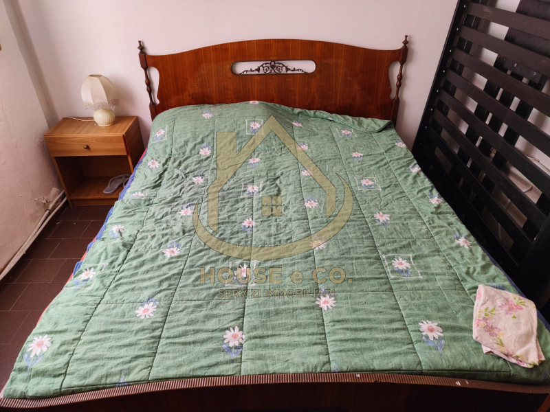 Immagine 40 di Villa in vendita  in Via Quattro Novembre a Parona