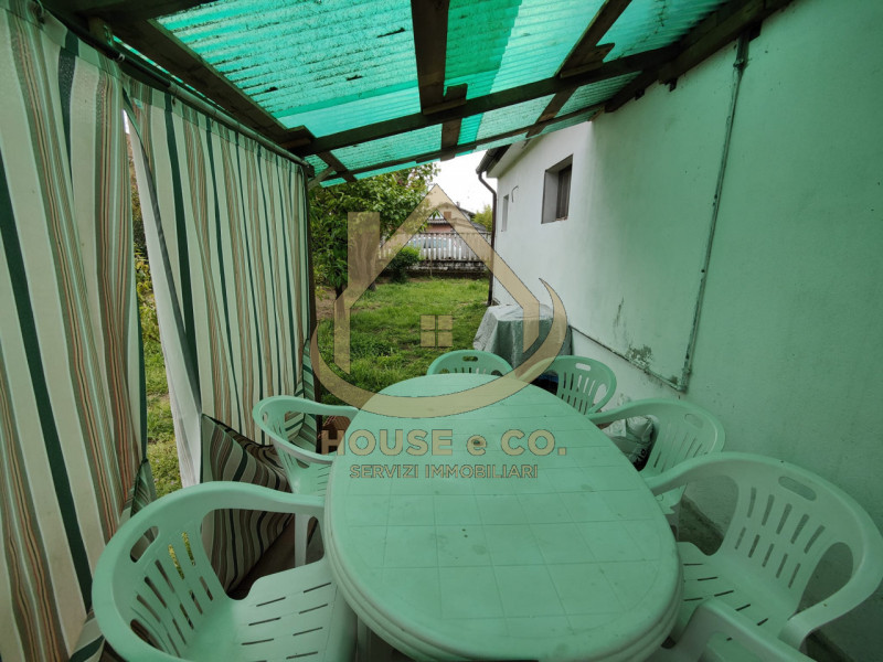 Immagine 61 di Villa in vendita  in Via Quattro Novembre a Parona