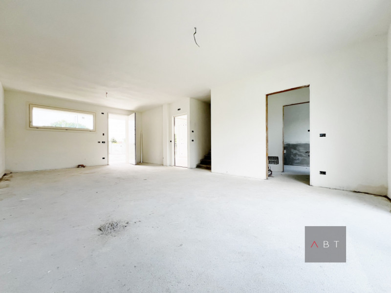 Immagine 3 di Casa bifamiliare in vendita  a Loreggia