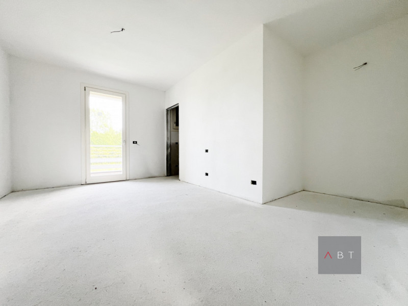 Immagine 9 di Casa bifamiliare in vendita  a Loreggia