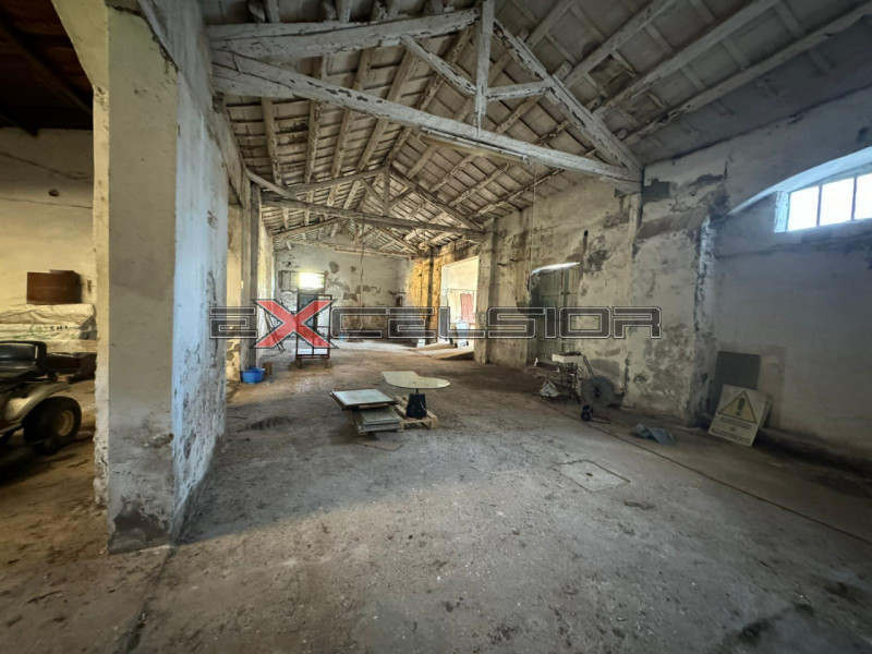 Immagine 2 di Capannone industriale in vendita  in Corso Risorgimento n. 160 a Porto Viro