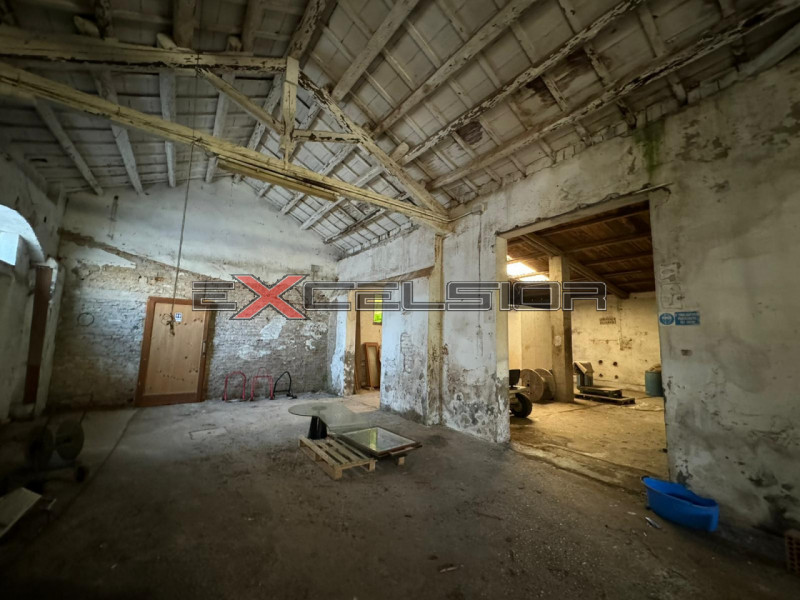 Immagine 4 di Capannone industriale in vendita  in Corso Risorgimento n. 160 a Porto Viro