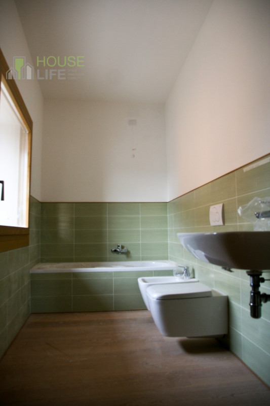 Immagine 9 di Appartamento in vendita  a Schio