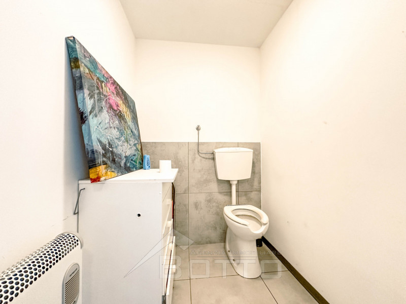 Immagine 12 di Capannone industriale in vendita  in Corso Rolandi 181 a Quarona