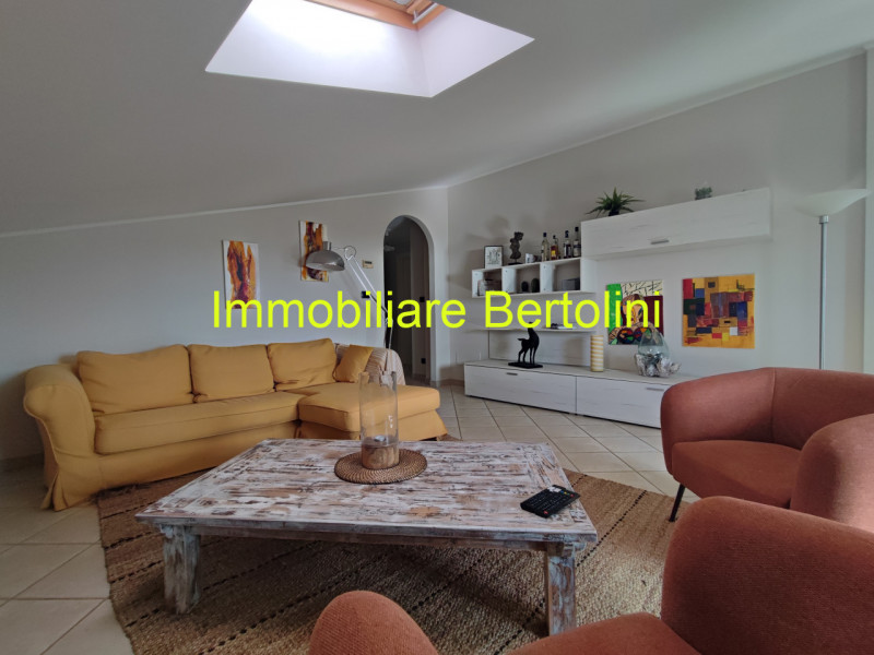 Immagine 5 di Casa bifamiliare in vendita  in VIA PADRE SEMERIA a San Remo