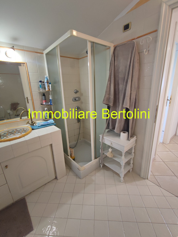 Immagine 17 di Casa bifamiliare in vendita  in VIA PADRE SEMERIA a San Remo