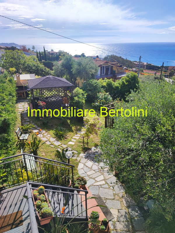 Immagine 26 di Casa bifamiliare in vendita  in VIA PADRE SEMERIA a San Remo