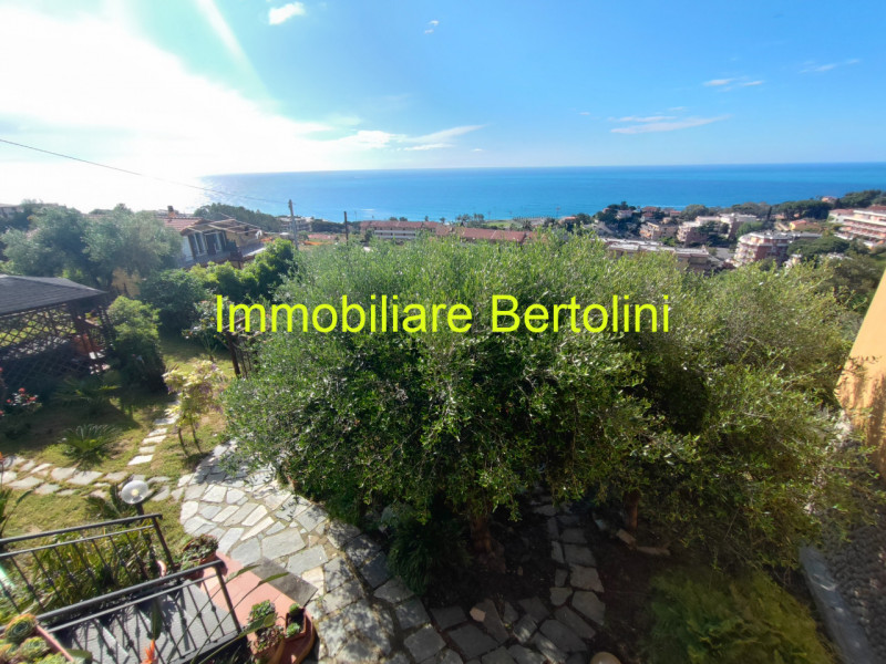 Immagine 28 di Casa bifamiliare in vendita  in VIA PADRE SEMERIA a San Remo