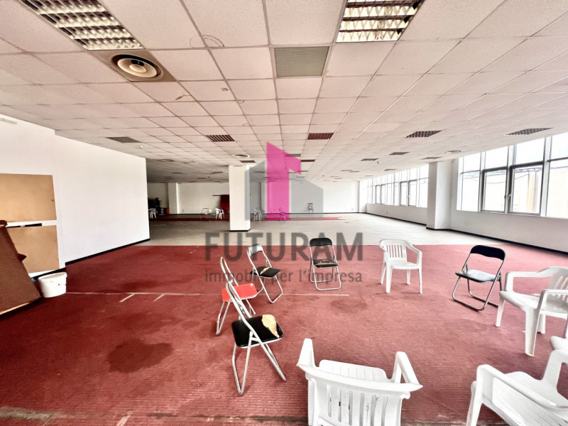 Immagine 18 di Capannone industriale in vendita  in VIA FRANCESCO CILEA 4 a Vicenza