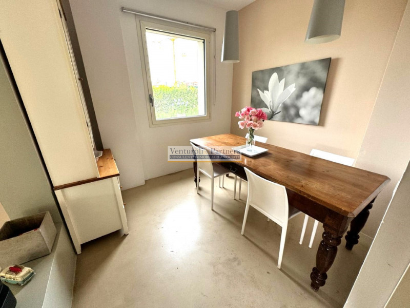 Immagine 28 di Villa in vendita  in Via della Valle a Moniga Del Garda