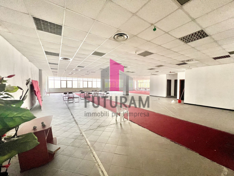 Immagine 4 di Ufficio in vendita  in VIA FRANCESCO CILEA 4 a Vicenza