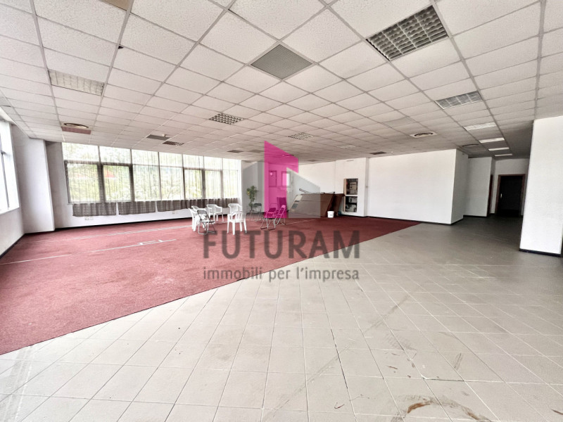 Immagine 12 di Ufficio in vendita  in VIA FRANCESCO CILEA 4 a Vicenza