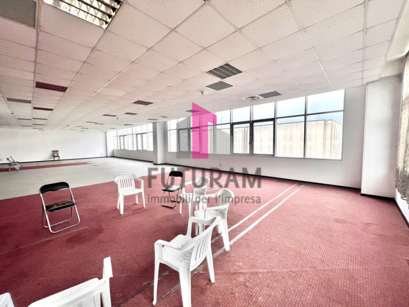 Immagine 16 di Ufficio in vendita  in VIA FRANCESCO CILEA 4 a Vicenza