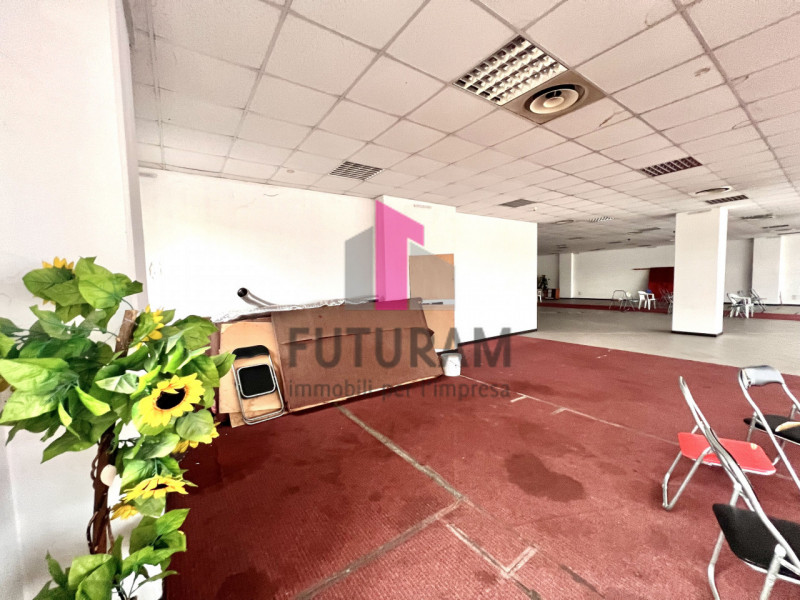 Immagine 18 di Ufficio in vendita  in VIA FRANCESCO CILEA 4 a Vicenza