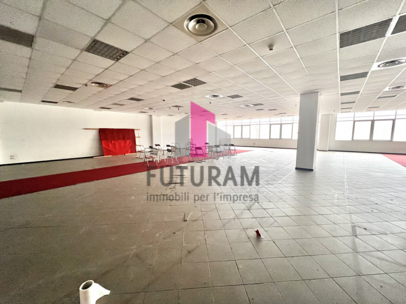 Immagine 21 di Ufficio in vendita  in VIA FRANCESCO CILEA 4 a Vicenza