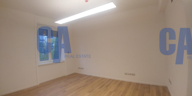 Immagine 1 di Ufficio in affitto  in VIA FREGUGLIA CARLO a Milano