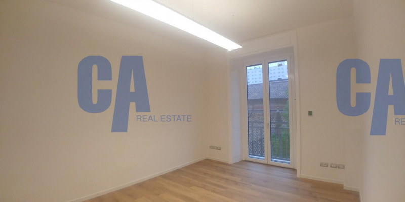 Immagine 8 di Ufficio in affitto  in VIA FREGUGLIA CARLO a Milano