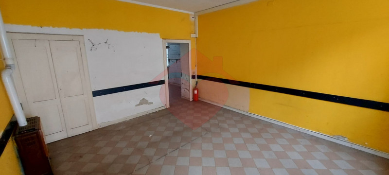 Immagine 4 di Negozio in affitto  in Via Giana 3 a Gorgonzola