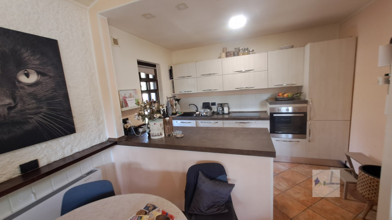 Immagine 13 di Villa in vendita  a Robecchetto Con Induno