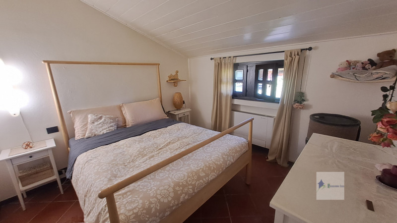 Immagine 14 di Villa in vendita  a Robecchetto Con Induno