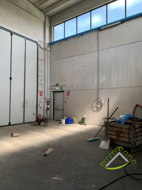 Immagine 7 di Capannone industriale in affitto  in via giacomo puccini a Campagna Lupia