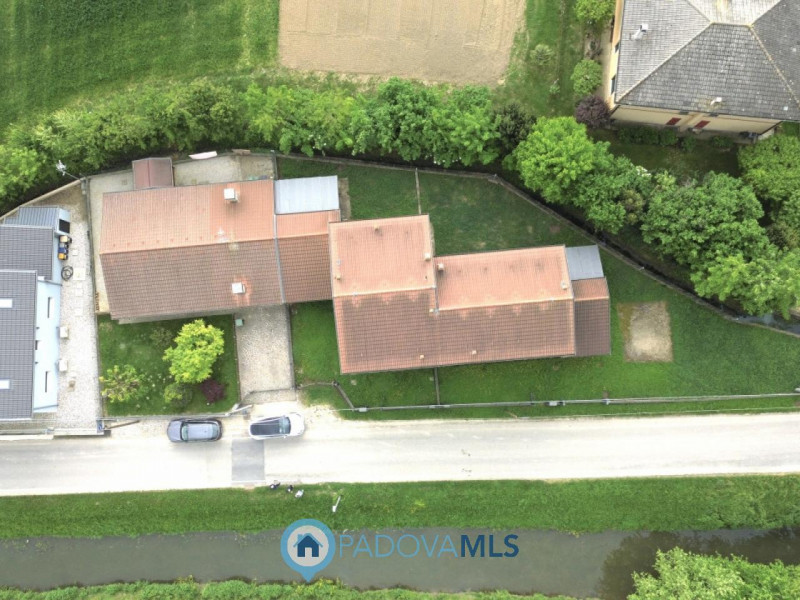 Immagine 5 di Casa bifamiliare in vendita  in via Bassa a Villafranca Padovana