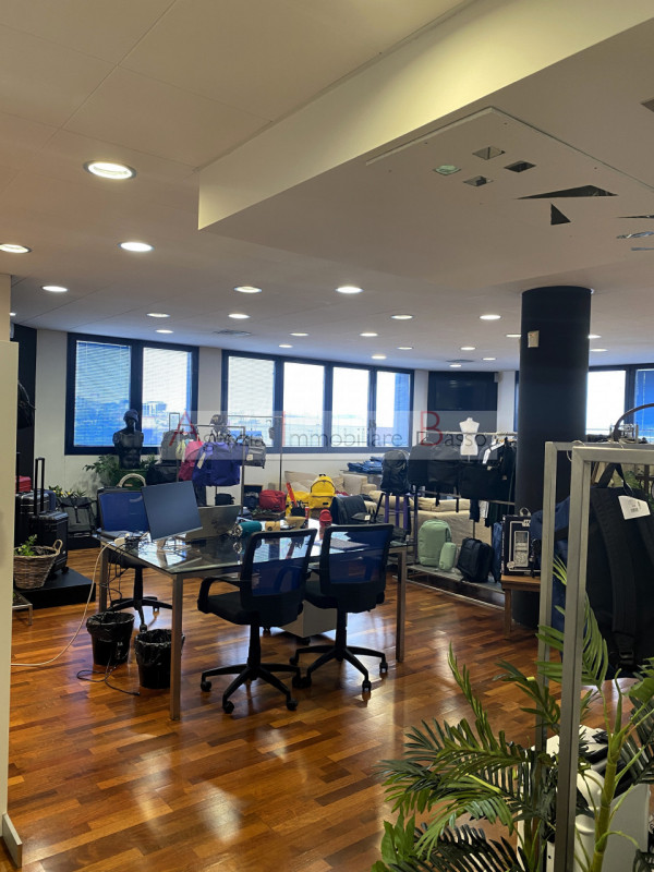 Immagine 3 di Ufficio in vendita  in VIA NORMANDIA 20 a Noventa Padovana