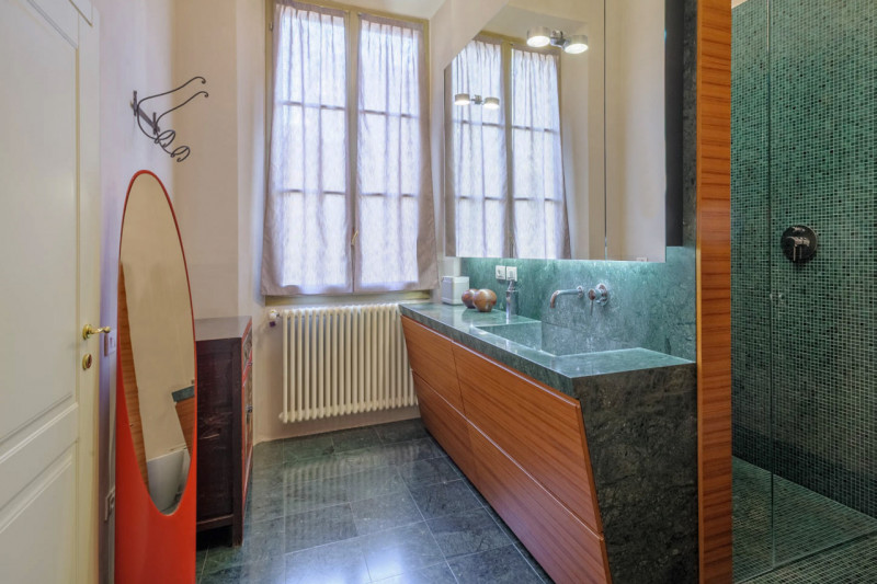 Immagine 21 di Attico in vendita  a Bologna