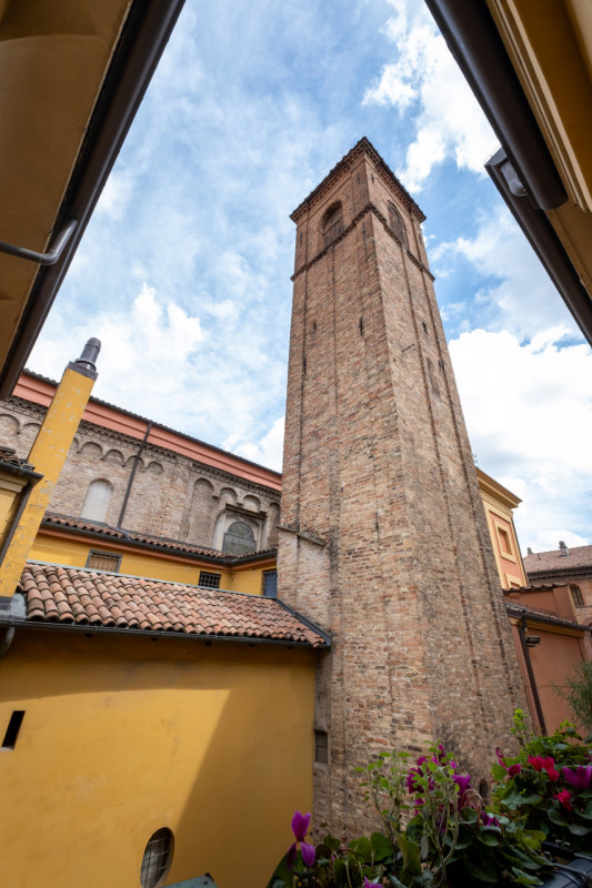 Immagine 29 di Attico in vendita  a Bologna